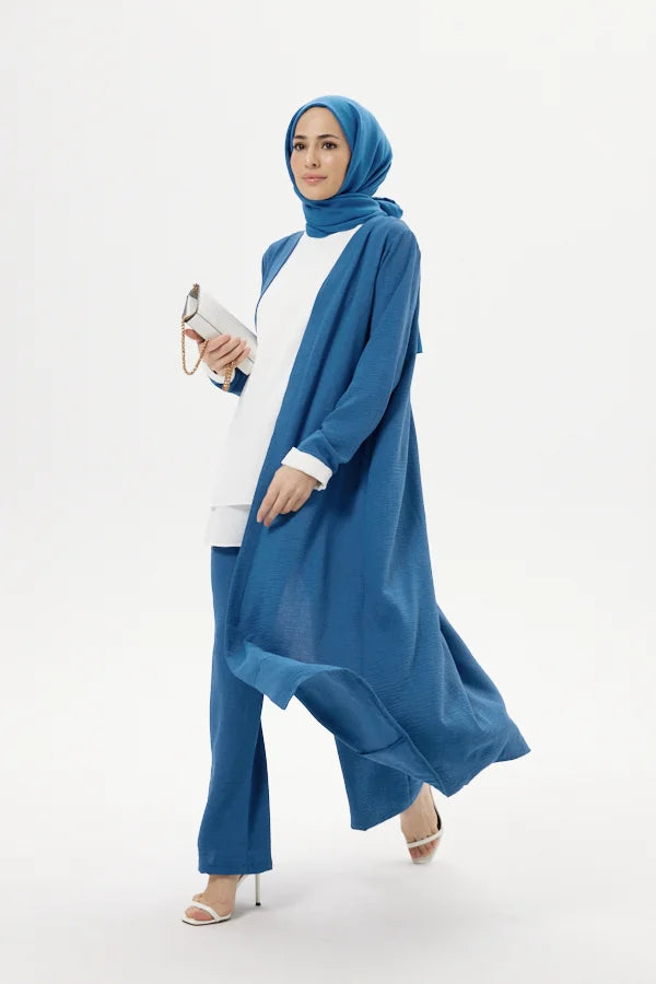 Step Up Your Style with Turkista's Blue Abaya Set