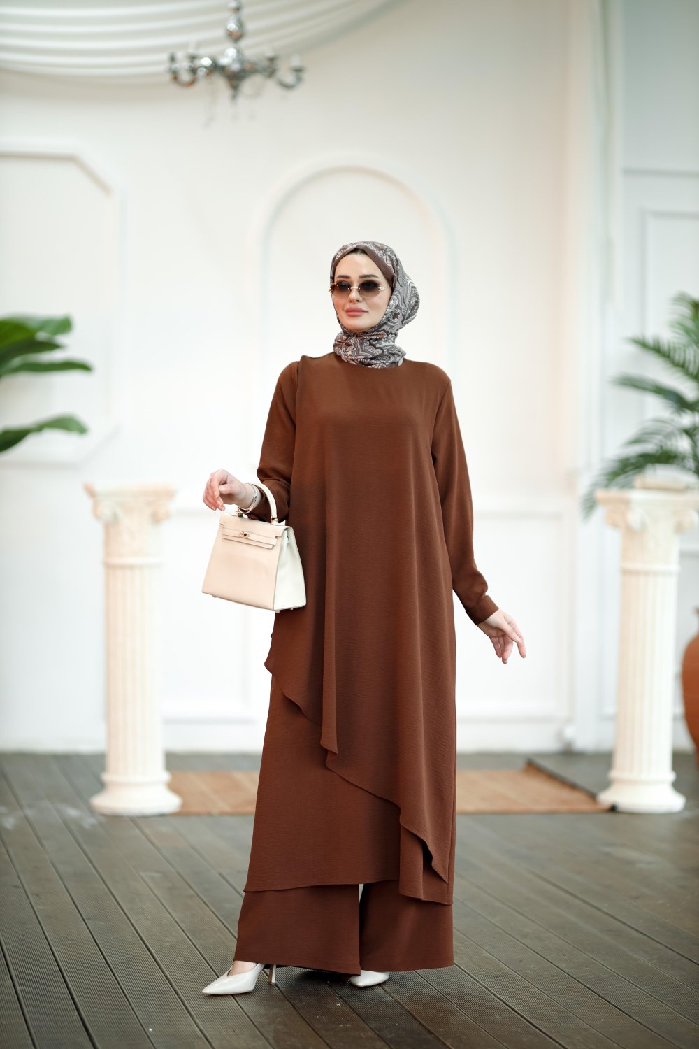 #Coffee Brown