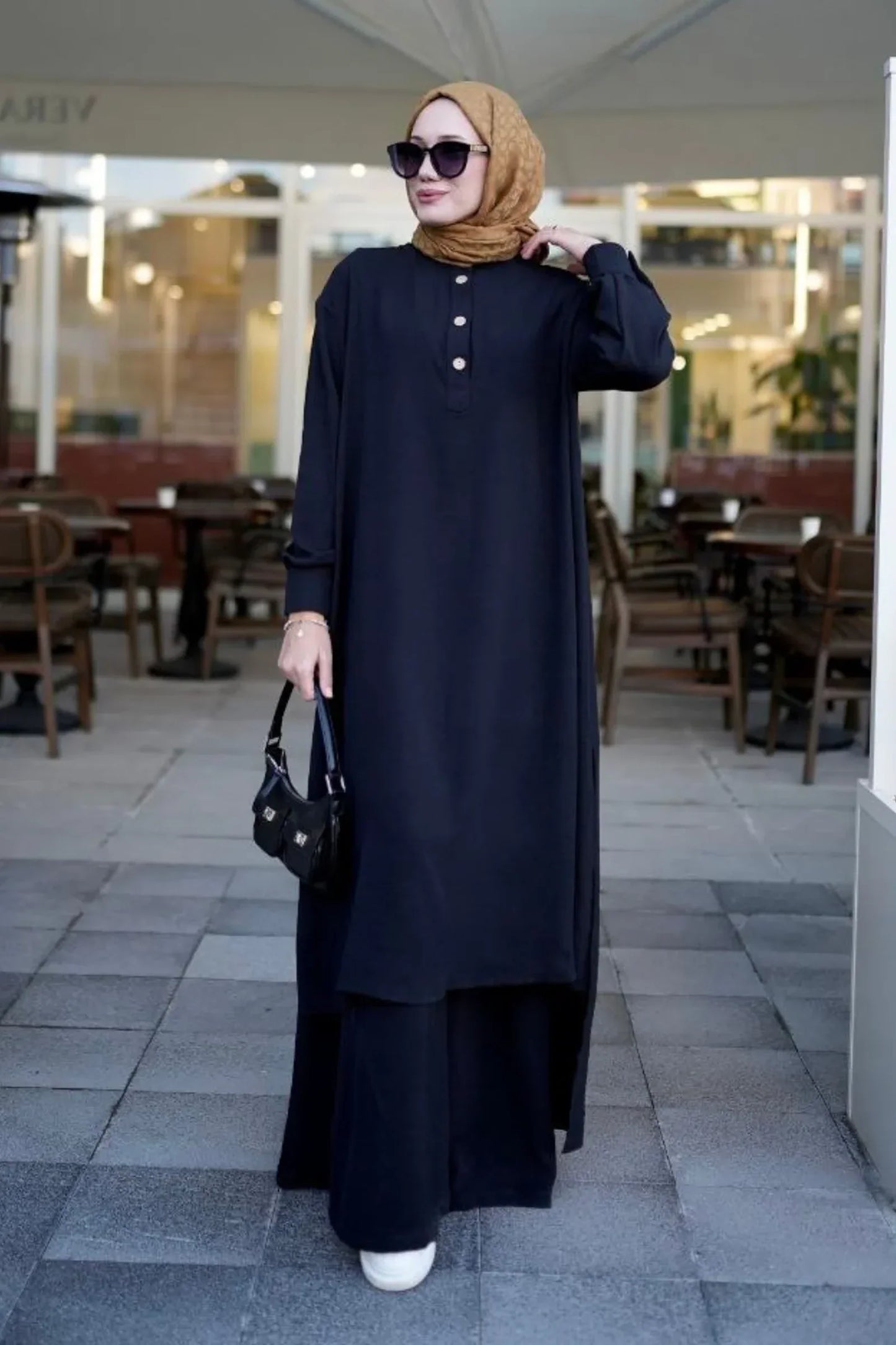 Elegent Black Abaya Travel Suit Turkista